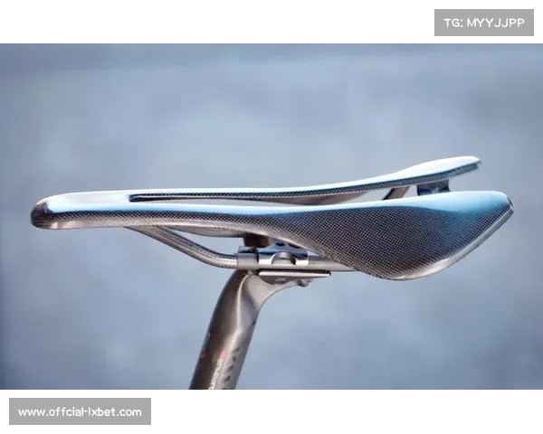 自行车配件厂商借赛事展示产品，专业装备受消费者关注