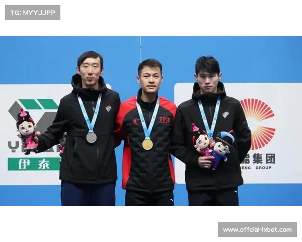 速滑世界杯宁忠岩男子1500米再夺铜牌，赛季累计1银2铜