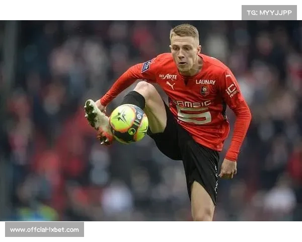 巴黎圣日耳曼客场1-3不敌雷恩，联赛榜首位置被朗斯取代